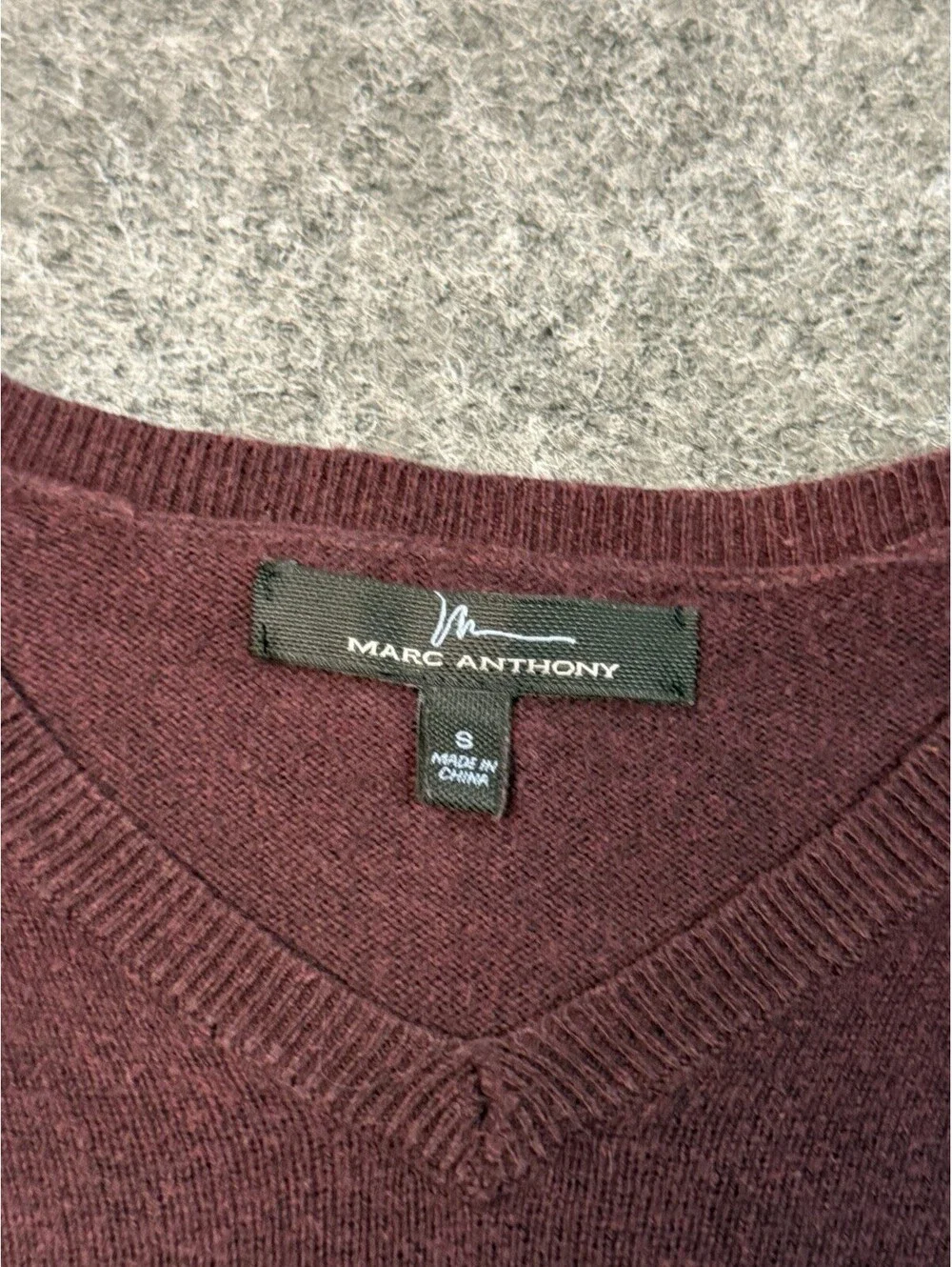 Marc Anthony Sweater Mens Small Burgundy V Neck Pullover Cotton Knit